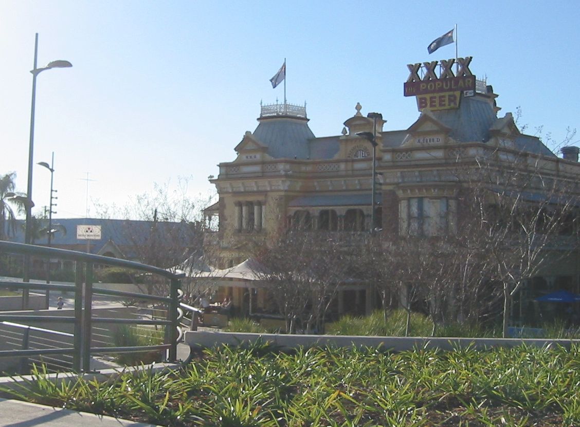 Breakfast Creek Hotel